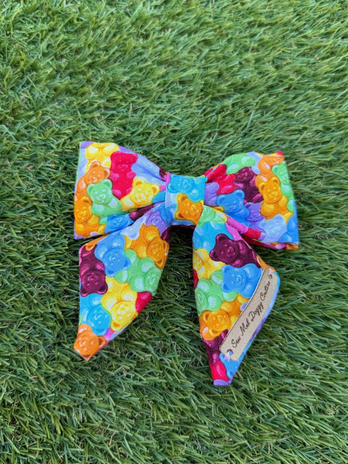 Sailor Bow - Gummy Bears
