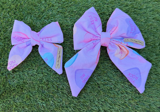 Sailor Bow - Conversation Hearts