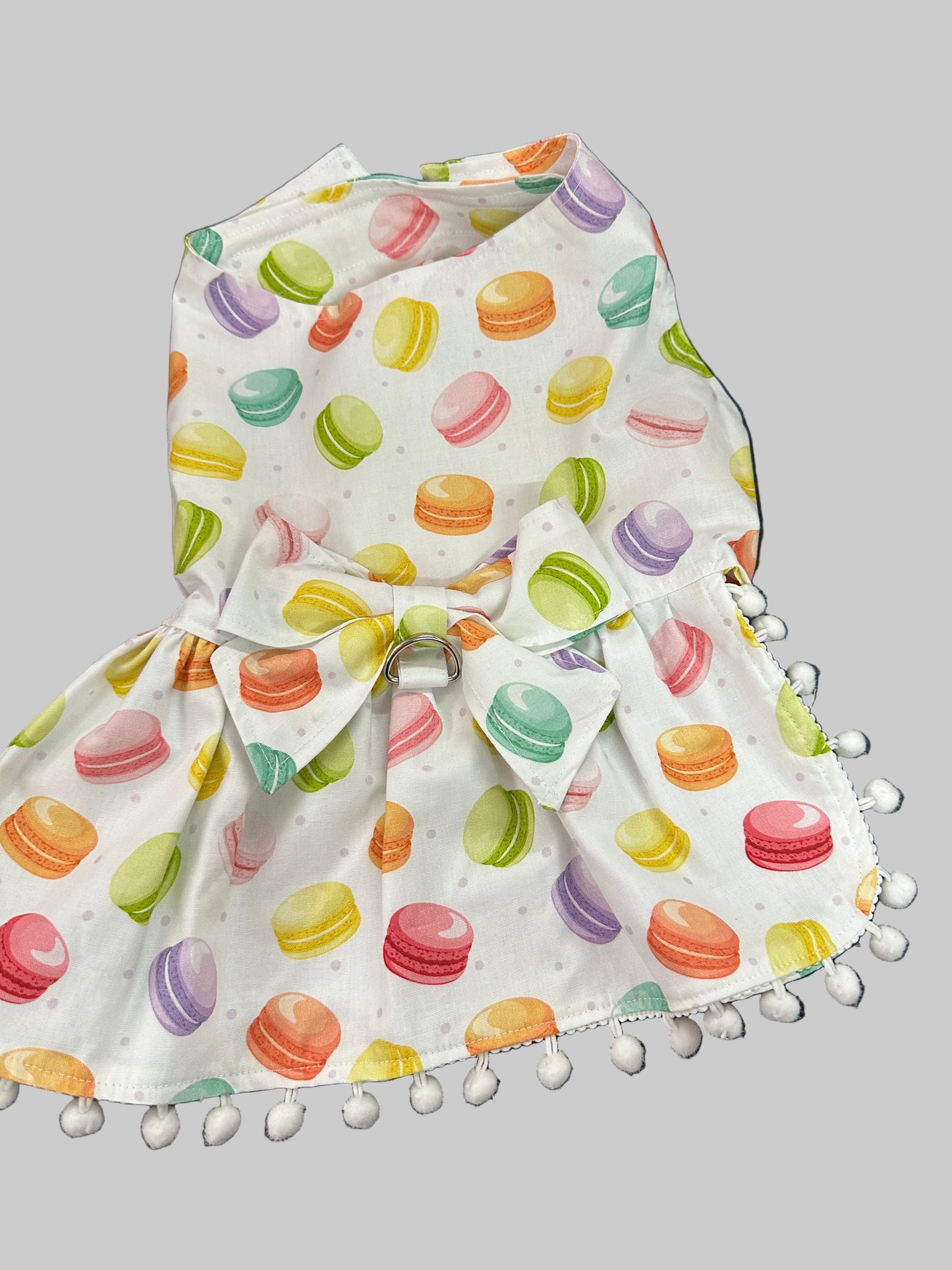 Dress -   Macaroons on White  with D Ring